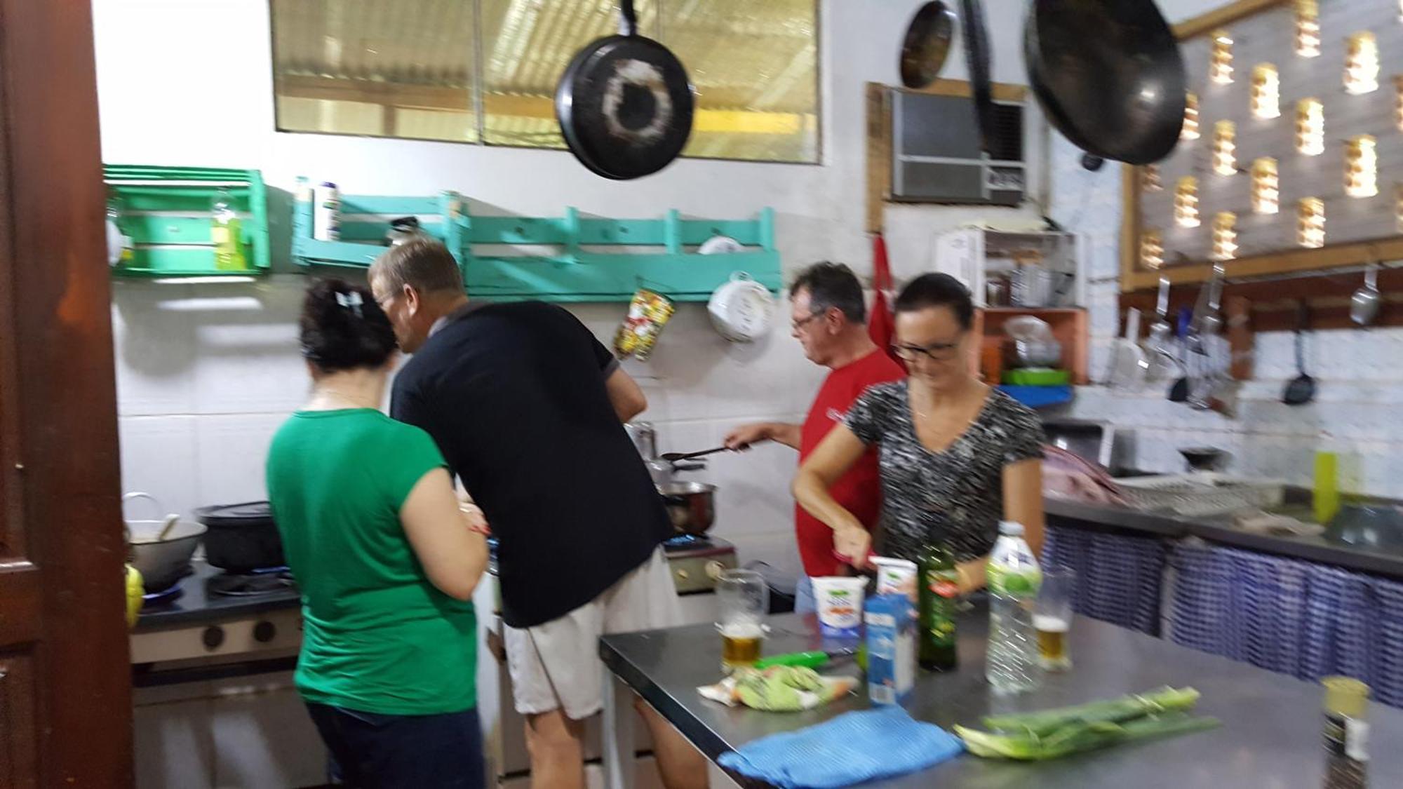 Hotel Y Residencial Amigos 伊瓜苏港 外观 照片