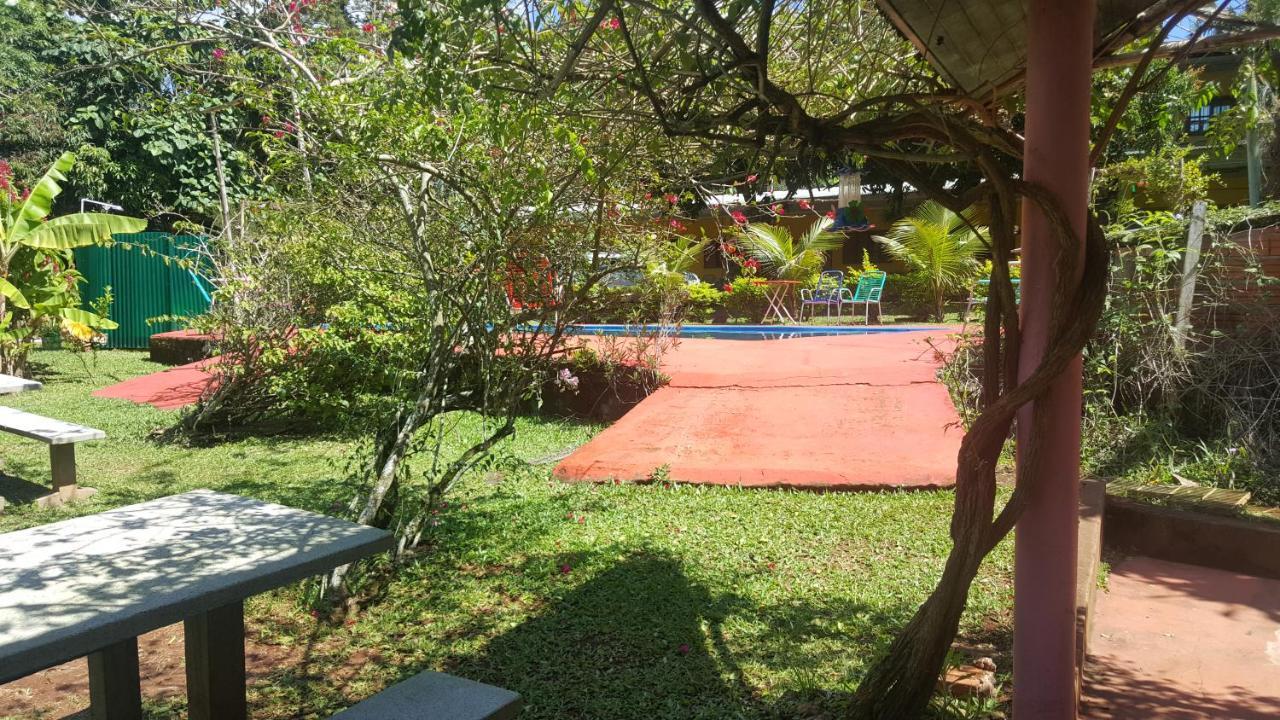 Hotel Y Residencial Amigos 伊瓜苏港 外观 照片