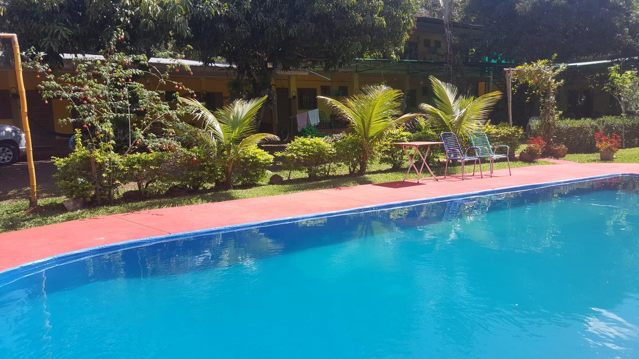 Hotel Y Residencial Amigos 伊瓜苏港 外观 照片